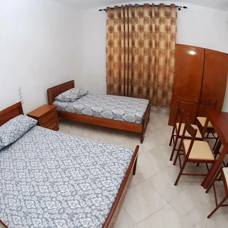 Guest house Isufi *